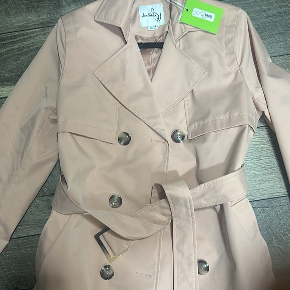 Sam Edelman Buckle Belt Trench Coat - size Medium.  NWT - Picture 4 of 5